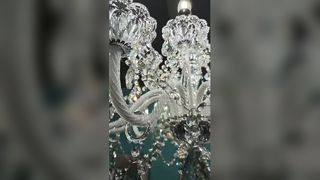 注文の現代の葉のガラスのペンダント ライトの別荘のホテルのロビー プロジェクトのねじれた質感