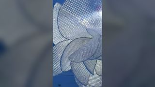 三色の三角の現代水晶シャンデリアの金の終わりの多数プロセス