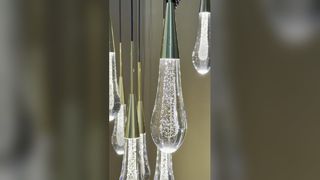 北欧モダン LED ペンダントライトホーム屋内寝室の背景天井ランプロングチューブクリスタルガラス