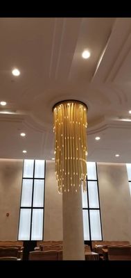 三色の設計様式LEDは複式アパートの別荘の階段のためのペンダント灯をカスタマイズした