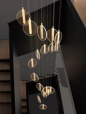 高天井 ヴィラ 階段 LED チェンデリア 螺旋階段 丸いケーキ アクリル 吊りチェンデリア 近代的な家用ランプ
